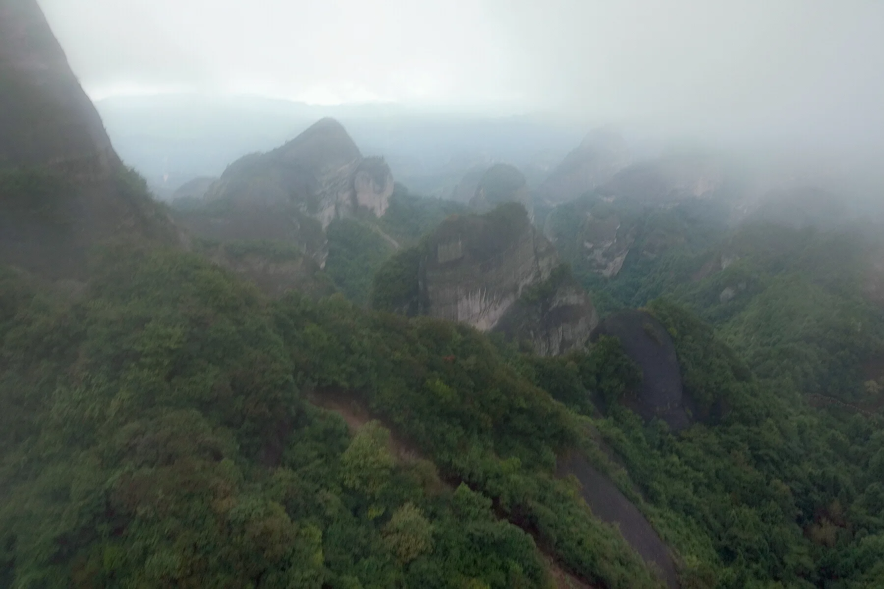Núi Lãng — ảnh tham khảo