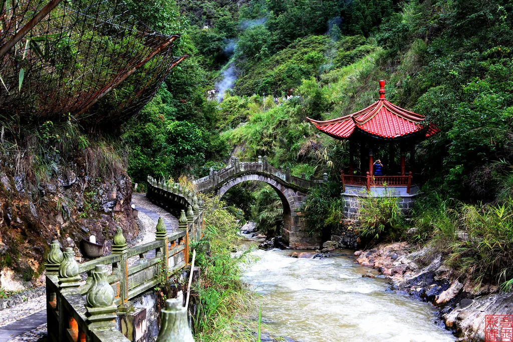 Area turistica dei vulcani e Rehai di Tengchong (area Rehai) — immagine di riferimento