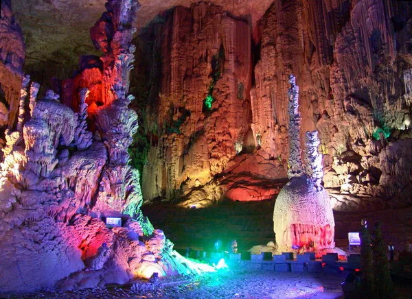 Gua Zhijin — imej rujukan