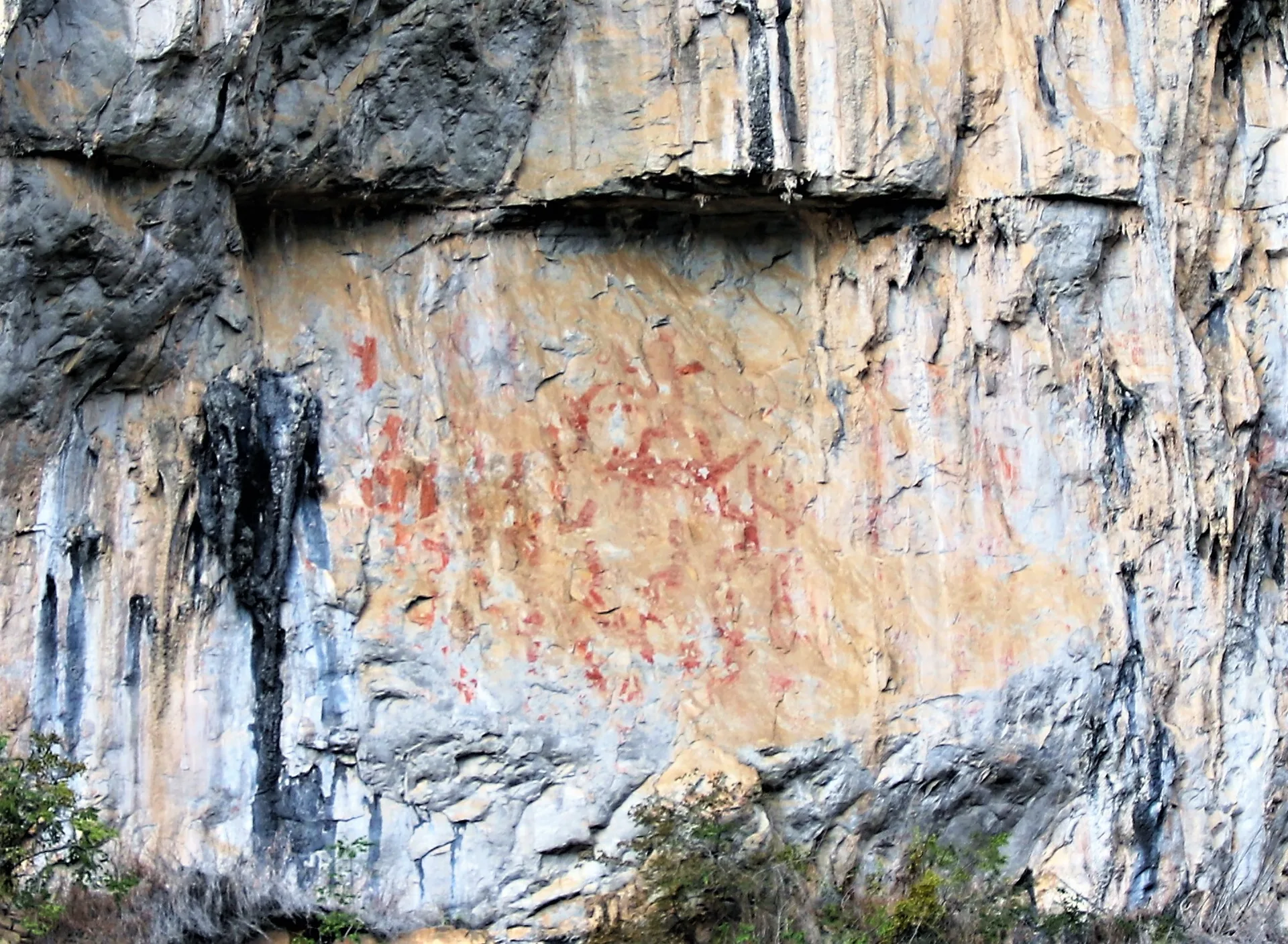 Huashan Rock Art — reference image