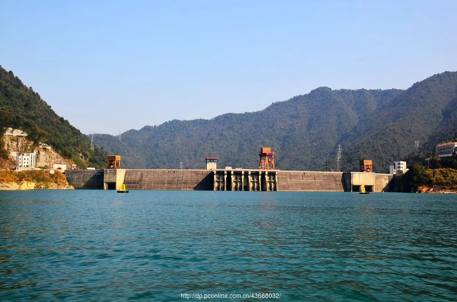 Lago Dongjiang — imagen de referencia