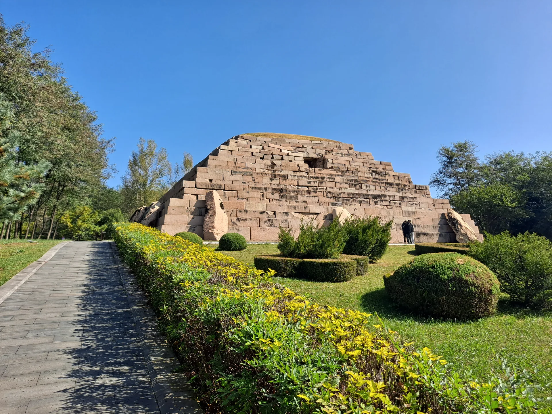 Vestigios de Goguryeo en Ji’an (Tumba del General) — imagen de referencia