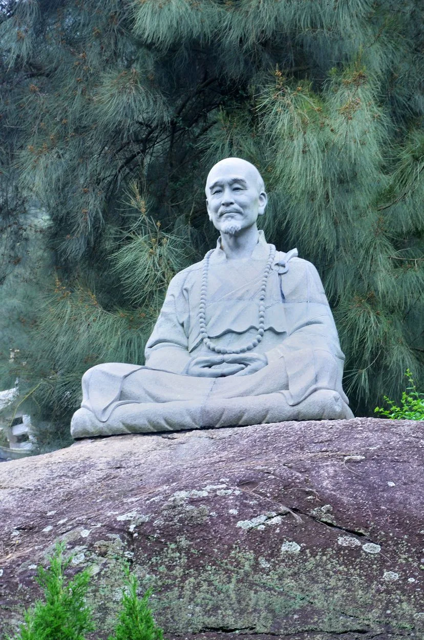 Laojun Rock, Qingyuan Mountain — reference image