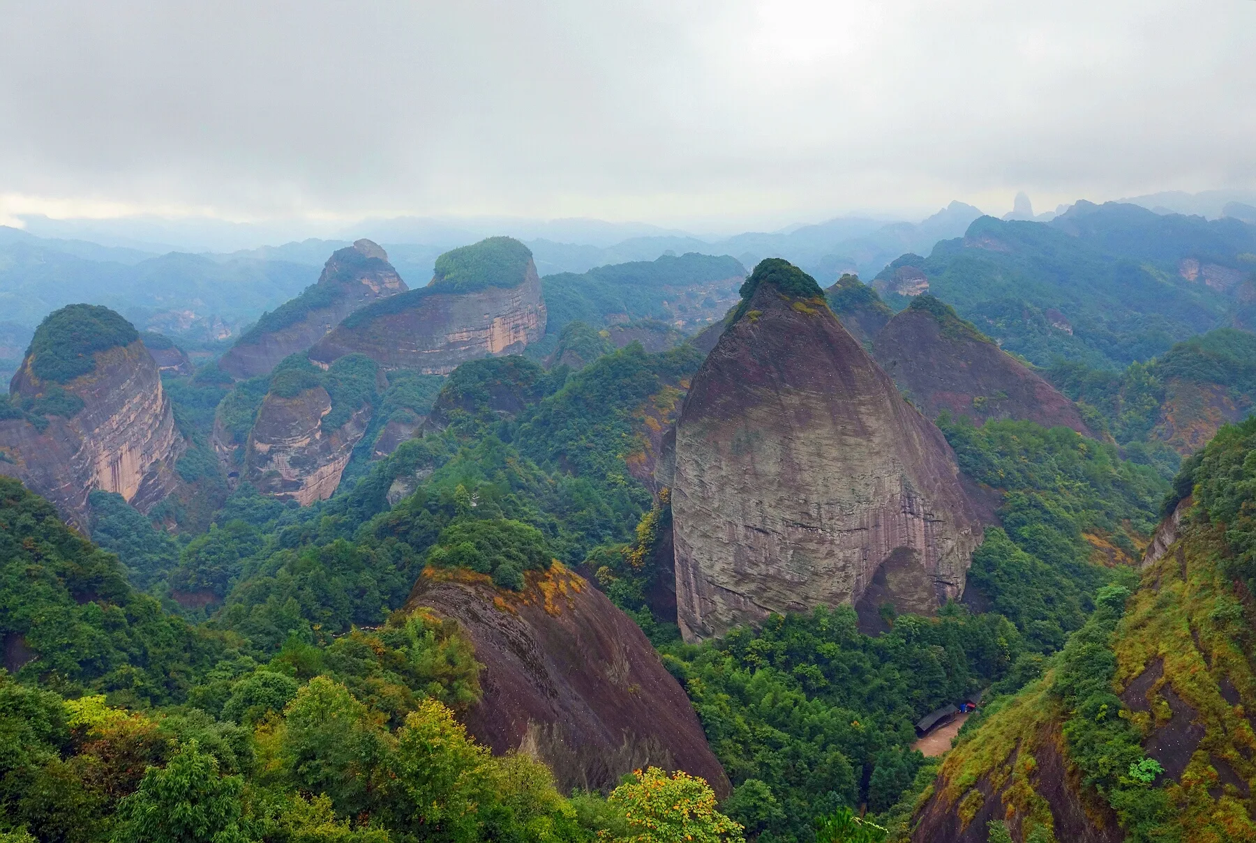 Núi Lãng — ảnh tham khảo