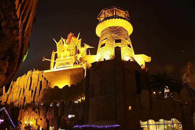 Thành Khủng Long Hoàn Cầu — ảnh tham khảo
