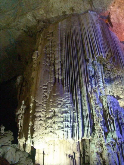 Gua Zhijin — imej rujukan