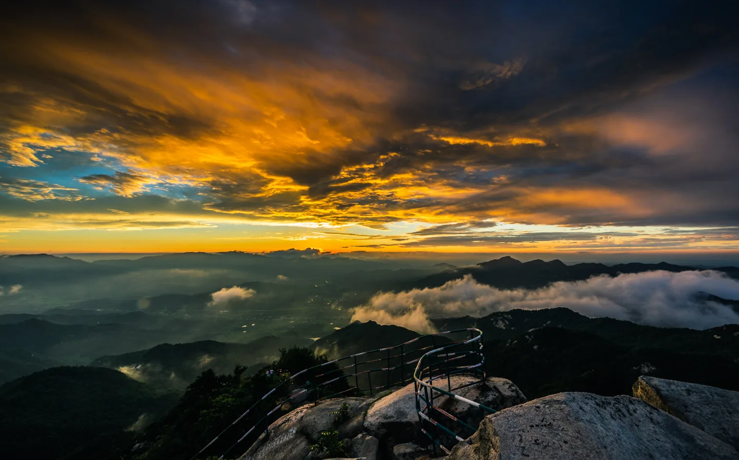 Beautiful Jigong Mountain (location pending image verification) — reference image
