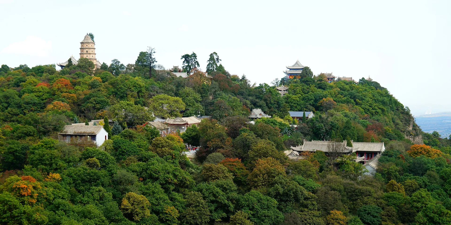 Núi Không Động — ảnh tham khảo