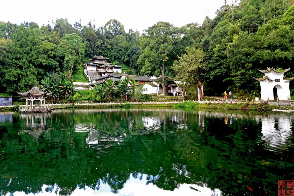 Cổ trấn Hòa Thuận — ảnh tham khảo