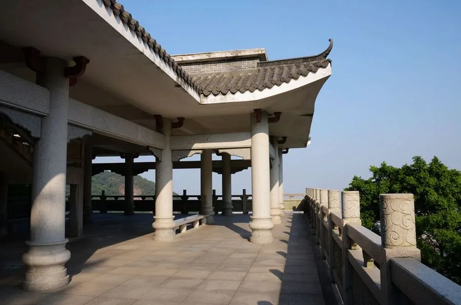 Gunung Xiqiao — imej rujukan