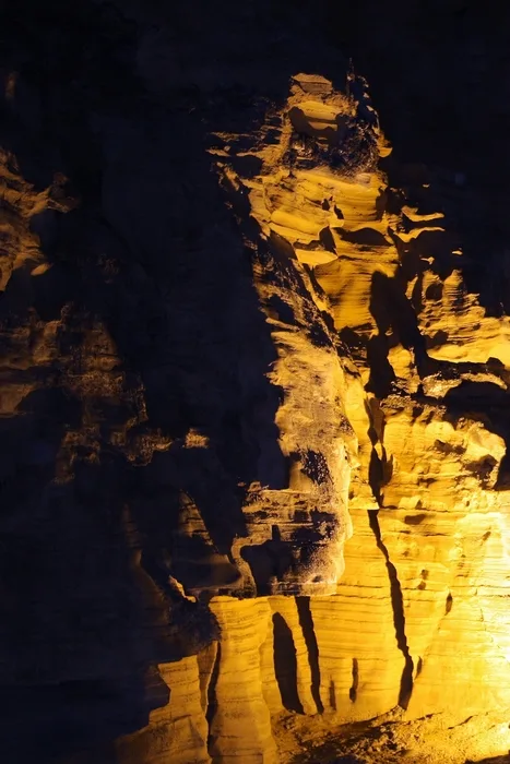 Cueva de Tenglong — imagen de referencia