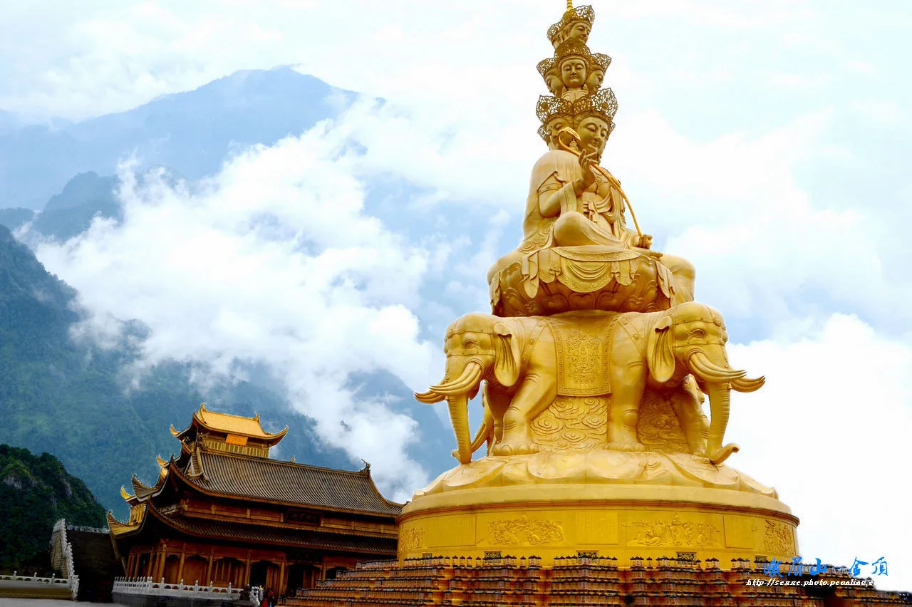 Gunung Emei (Puncak Emas) — imej rujukan