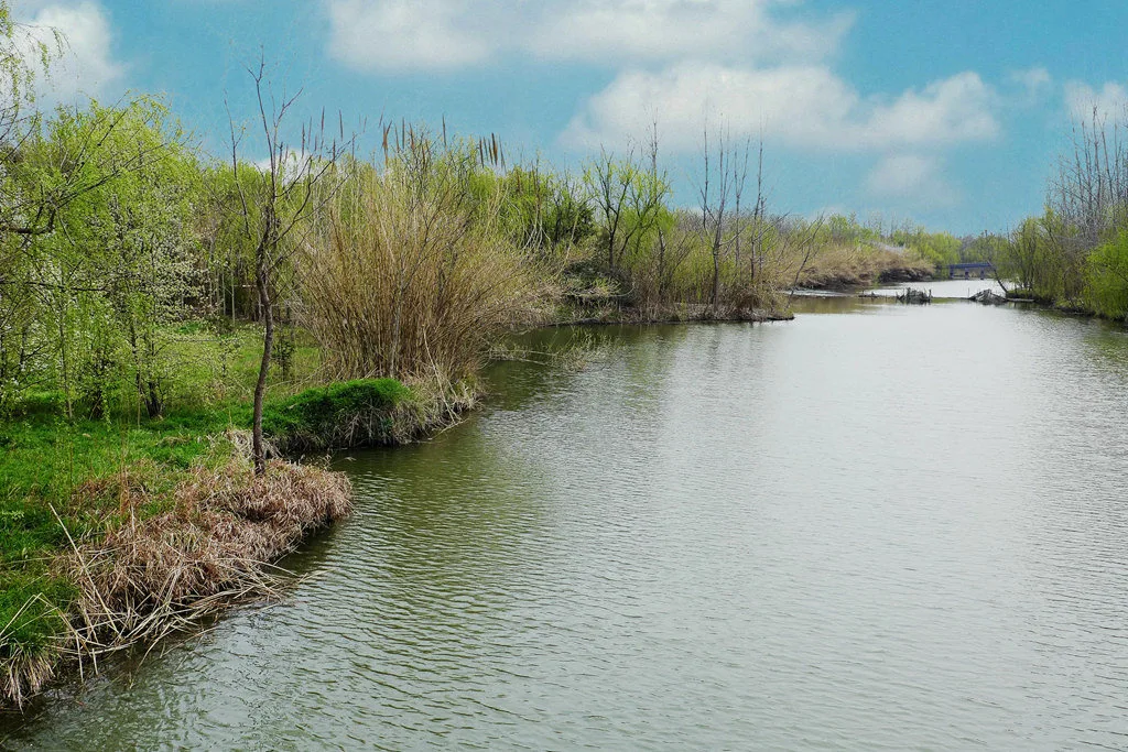 Área turística del lago Qin — imagen de referencia