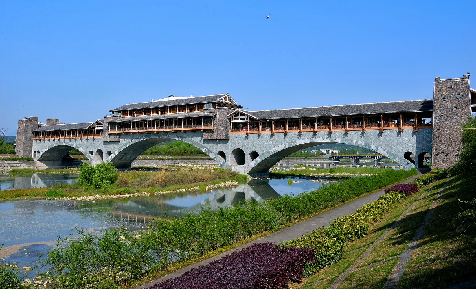 Città Qiang di Beichuan (area di Banaqia) — immagine di riferimento