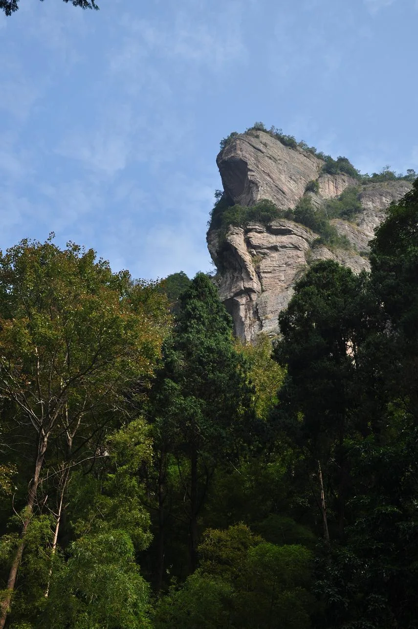 Petit Bassin du Dragon, mont Yandang — image de référence