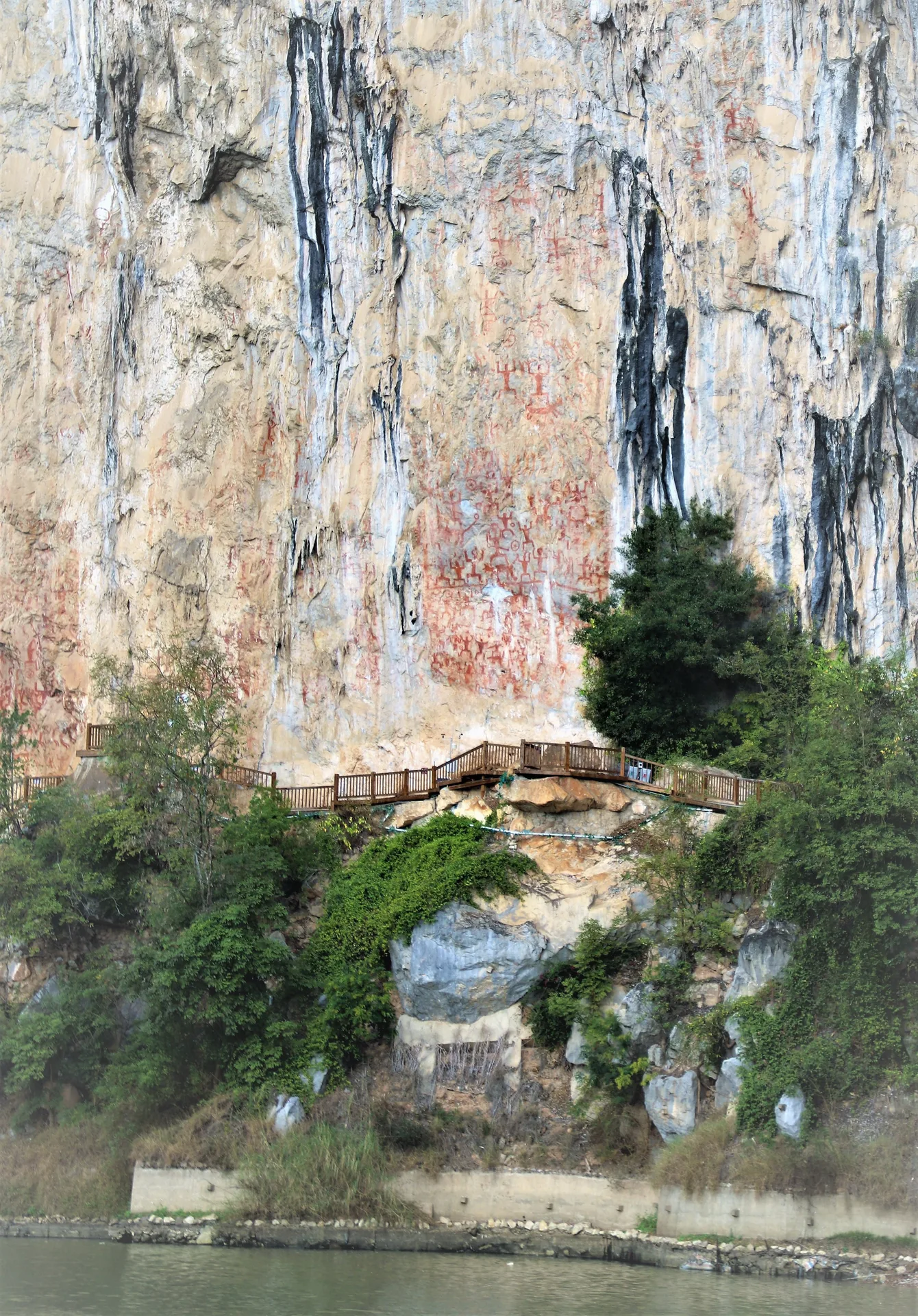 Huashan Rock Art — reference image
