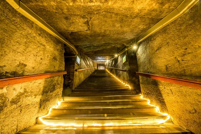 Tombeaux royaux de Liang de l’époque Han, mont Mangdang — image de référence