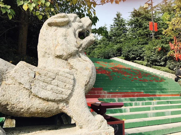 Tombeaux royaux de Liang de l’époque Han, mont Mangdang — image de référence