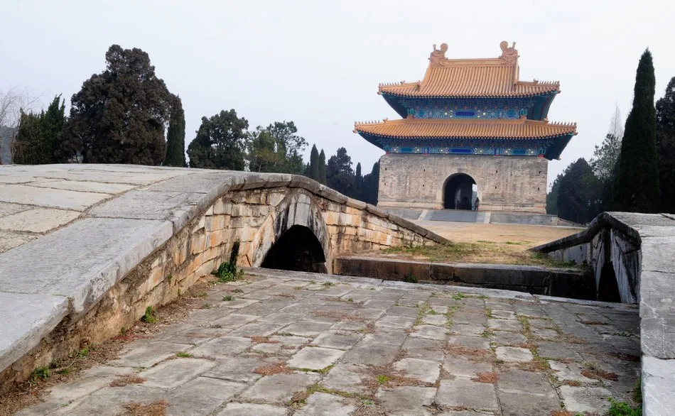 明显陵参考图片