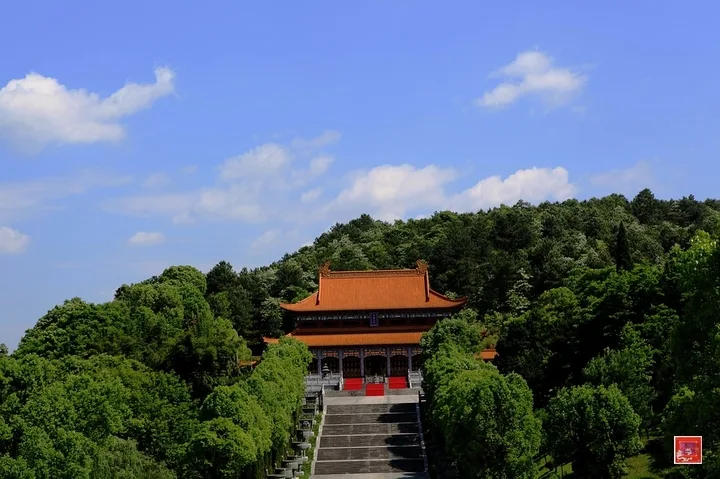 Mausolée de l’empereur Yan, Hunan — image de référence