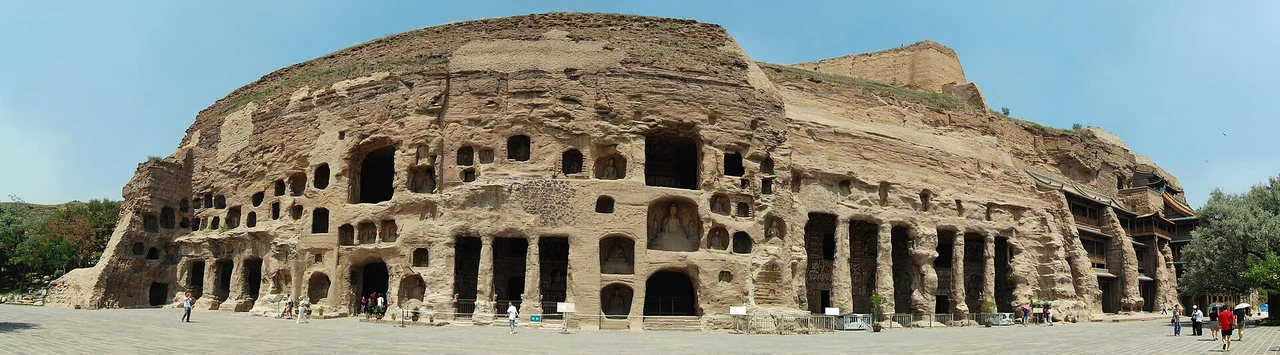 Yungang Grottoes · 云冈石窟