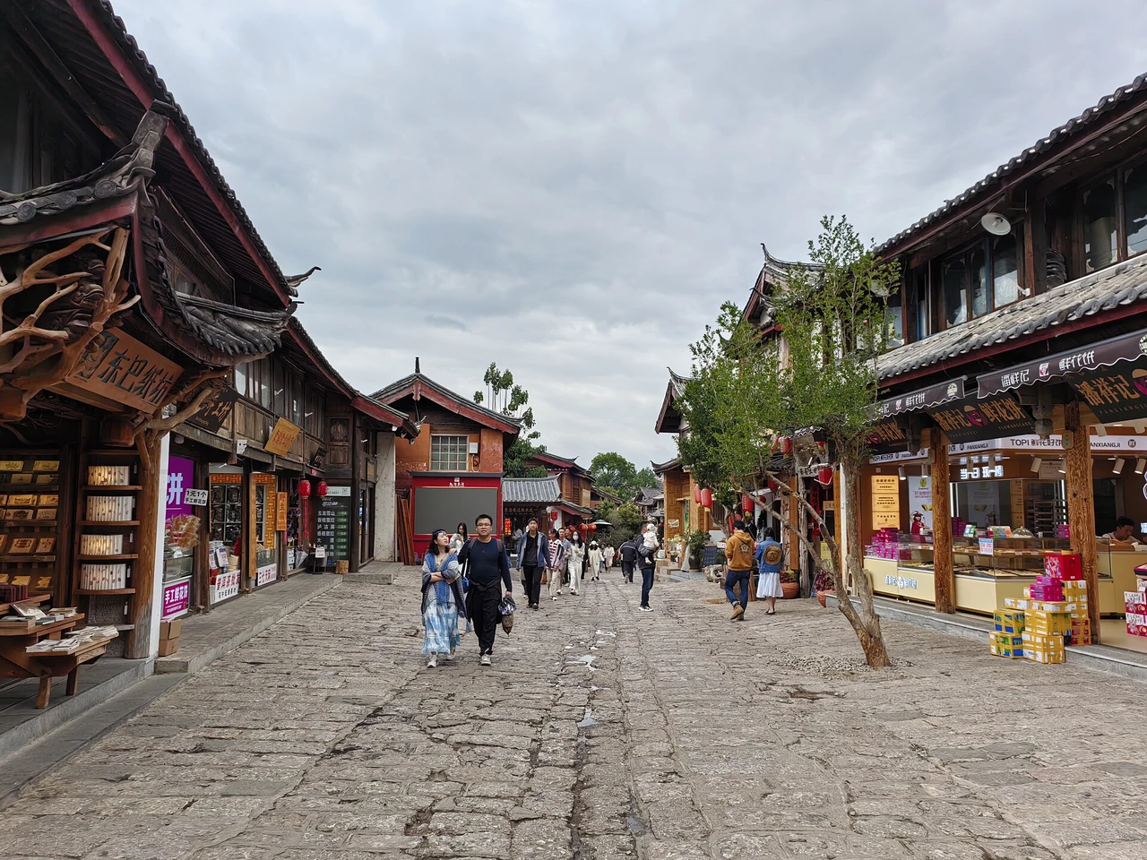 Shuhe old town · 束河古镇