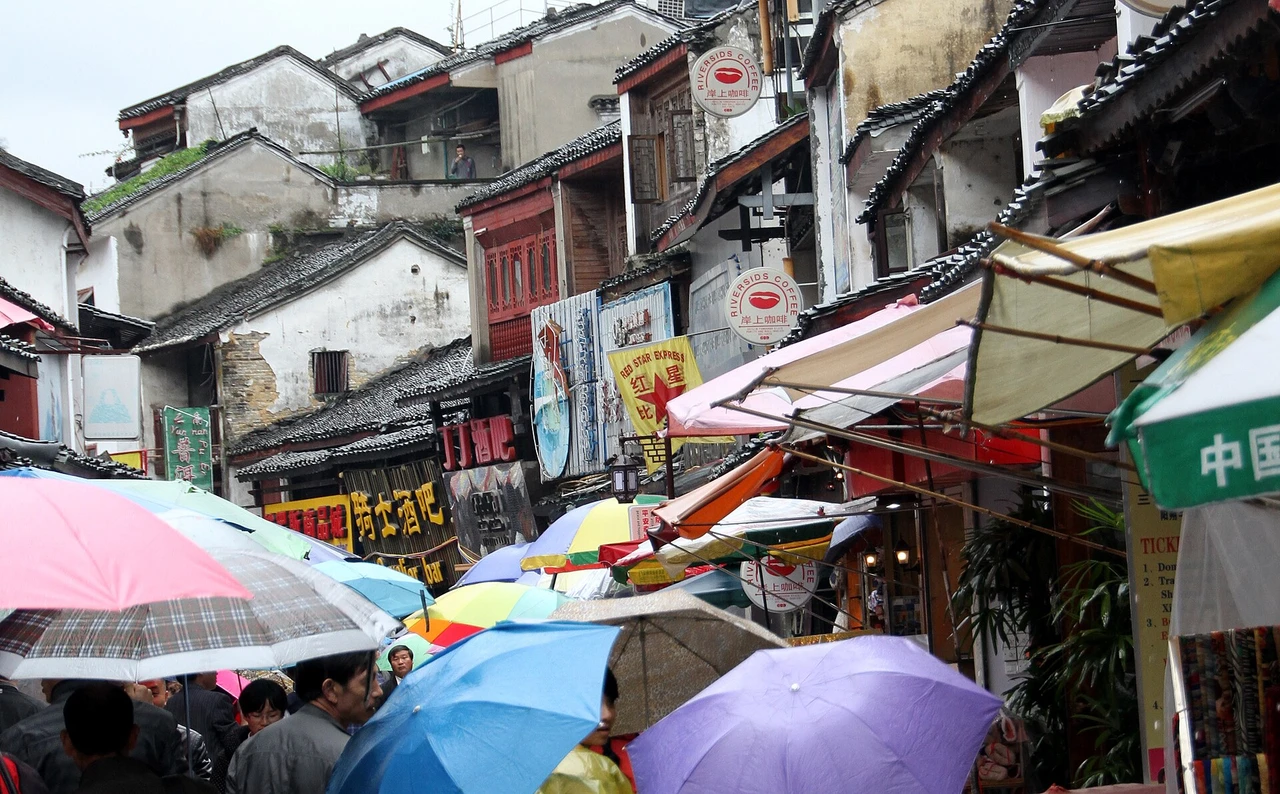 West Street · 西街