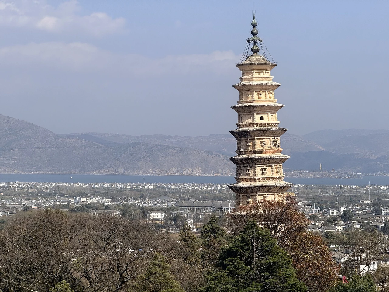 Three Pagodas · 崇圣寺三塔