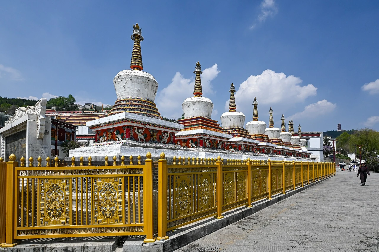 Kumbum Monastery · 塔尔寺