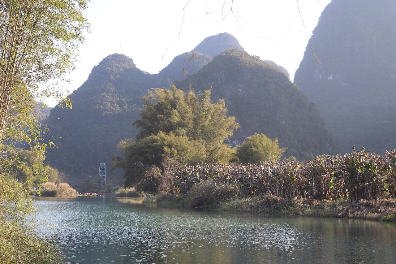 Yulong River rafting · 遇龙河漂流