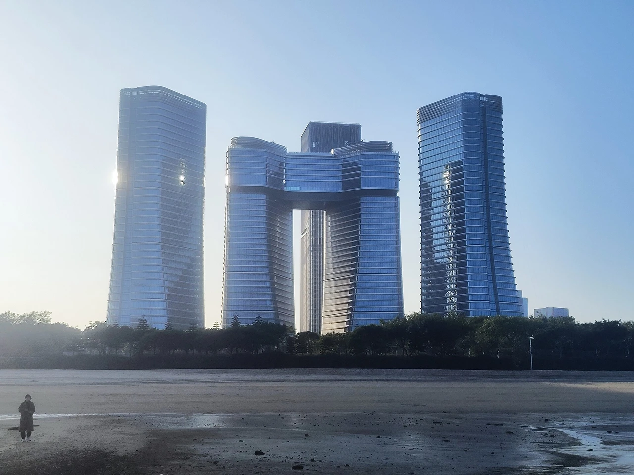 Huandao Road · 环岛路