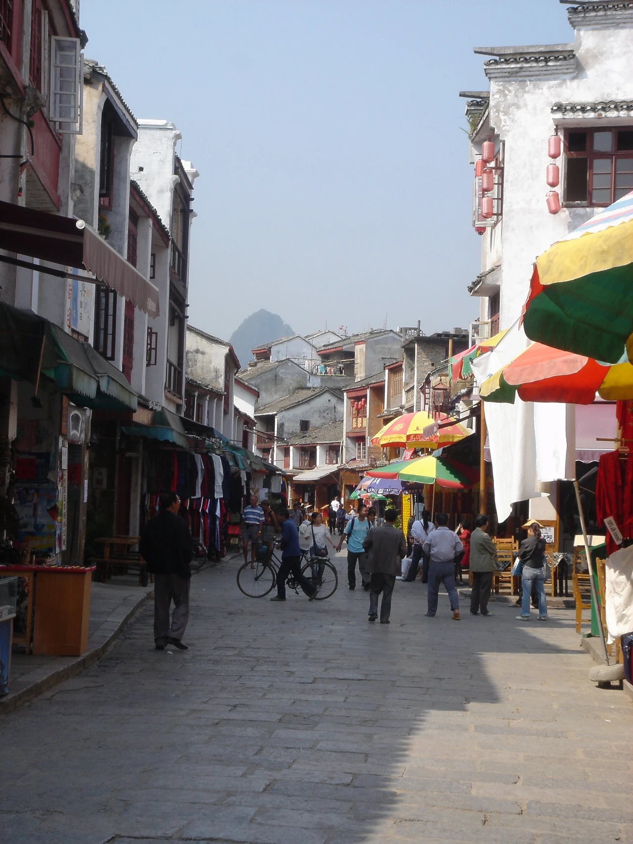 West Street · 西街