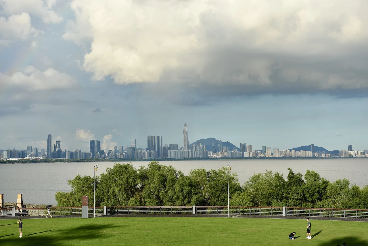 Looking towards Ping'an Finance Centre from the park