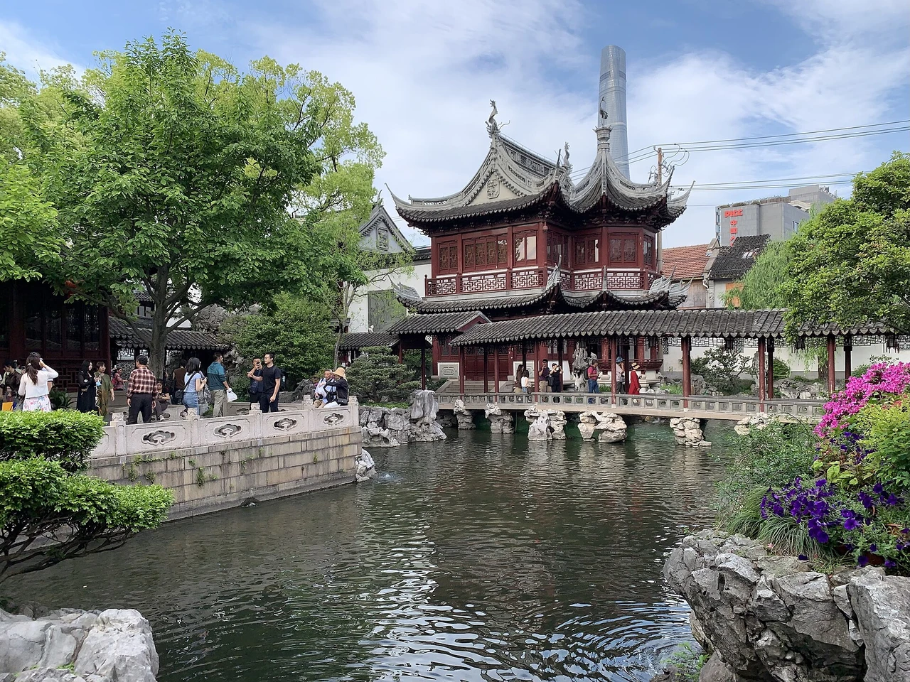 Yu Garden and the old town · 豫园