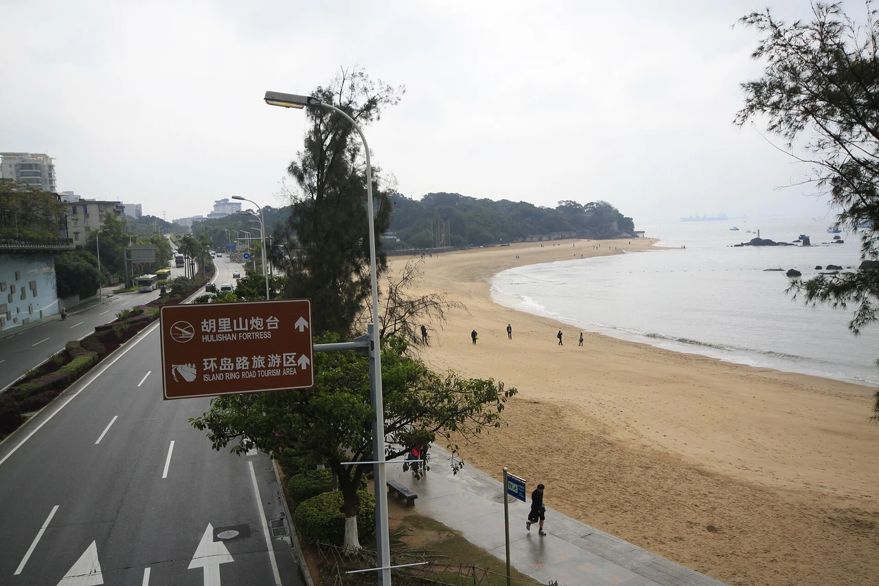 Huandao Road · 环岛路