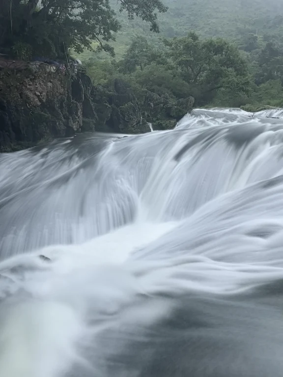 Ensemble des cascades de Huangguoshu