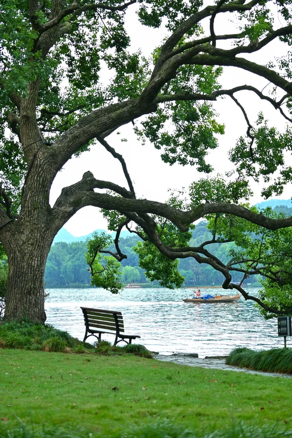 Lago dell’Ovest