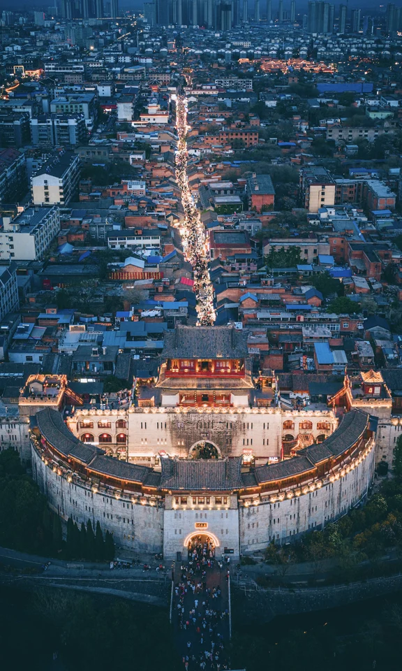 Città vecchia e Porta Lijing